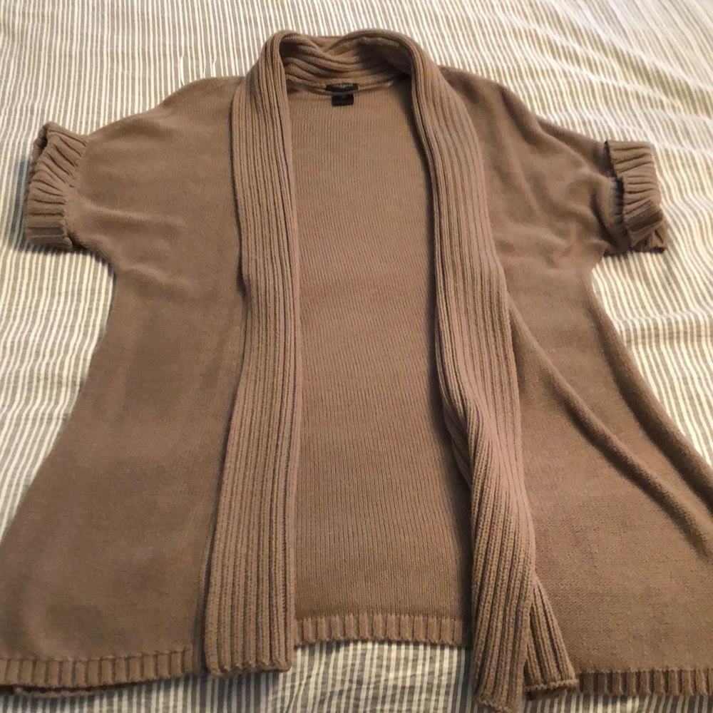 ❤️Comfortable❤️ Short Sleeved Cotton Sweater.